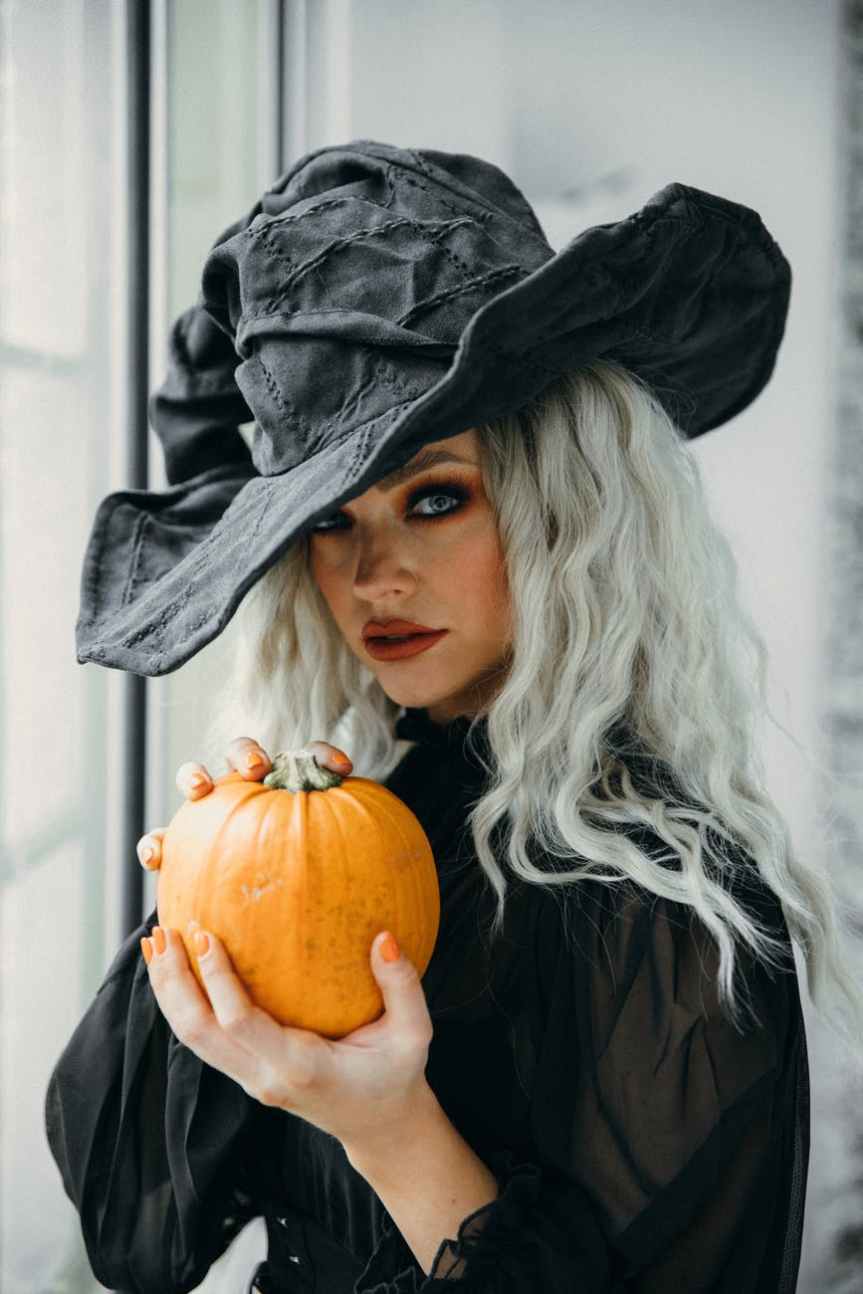 Hauntingly Paleo Friendly Halloween Treats | Leverage Ambition