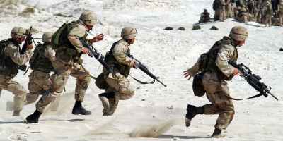 soldiers-military-usa-weapons-87772.jpeg